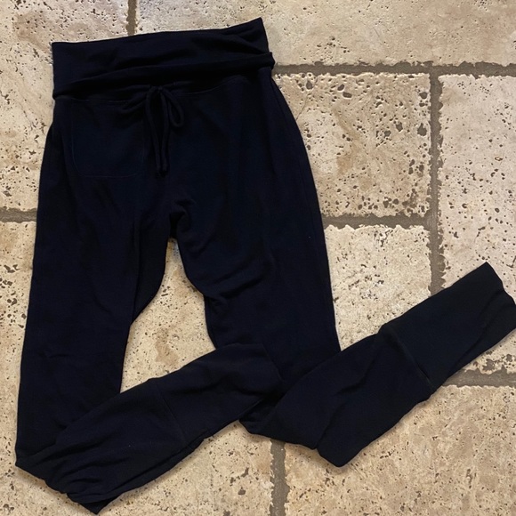 Fabletics Super Soft Joggers size S - Picture 2 of 4